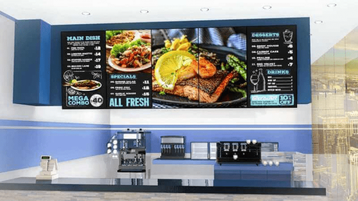 thue-man-hinh-quang-cao-treo-tuong