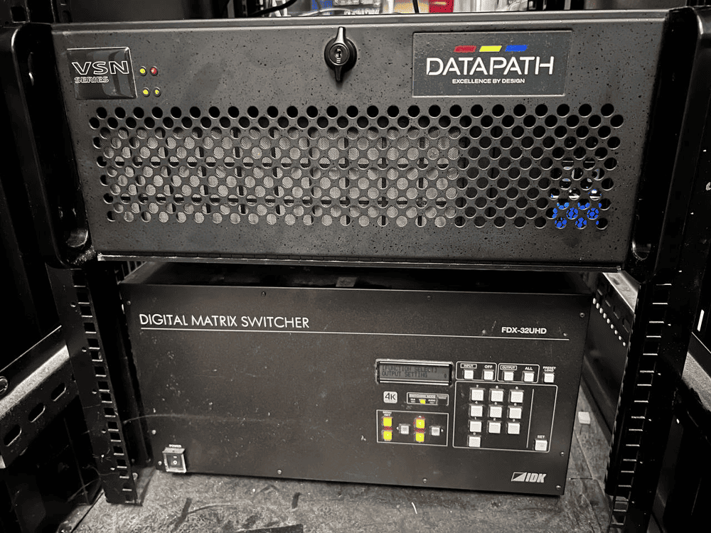 bo-dieu-khien-man-hinh-ghep