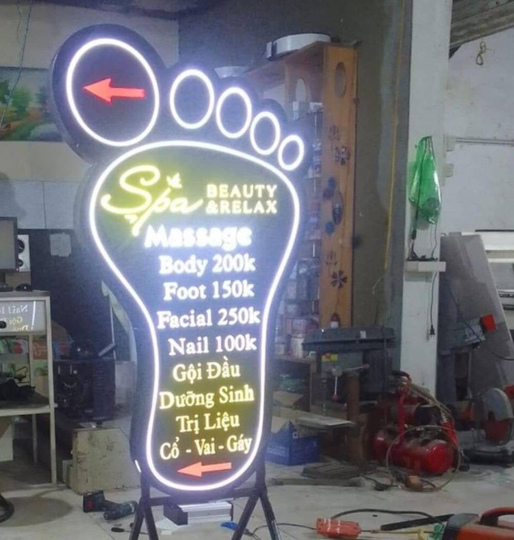 bien-quang-cao-dung-dep