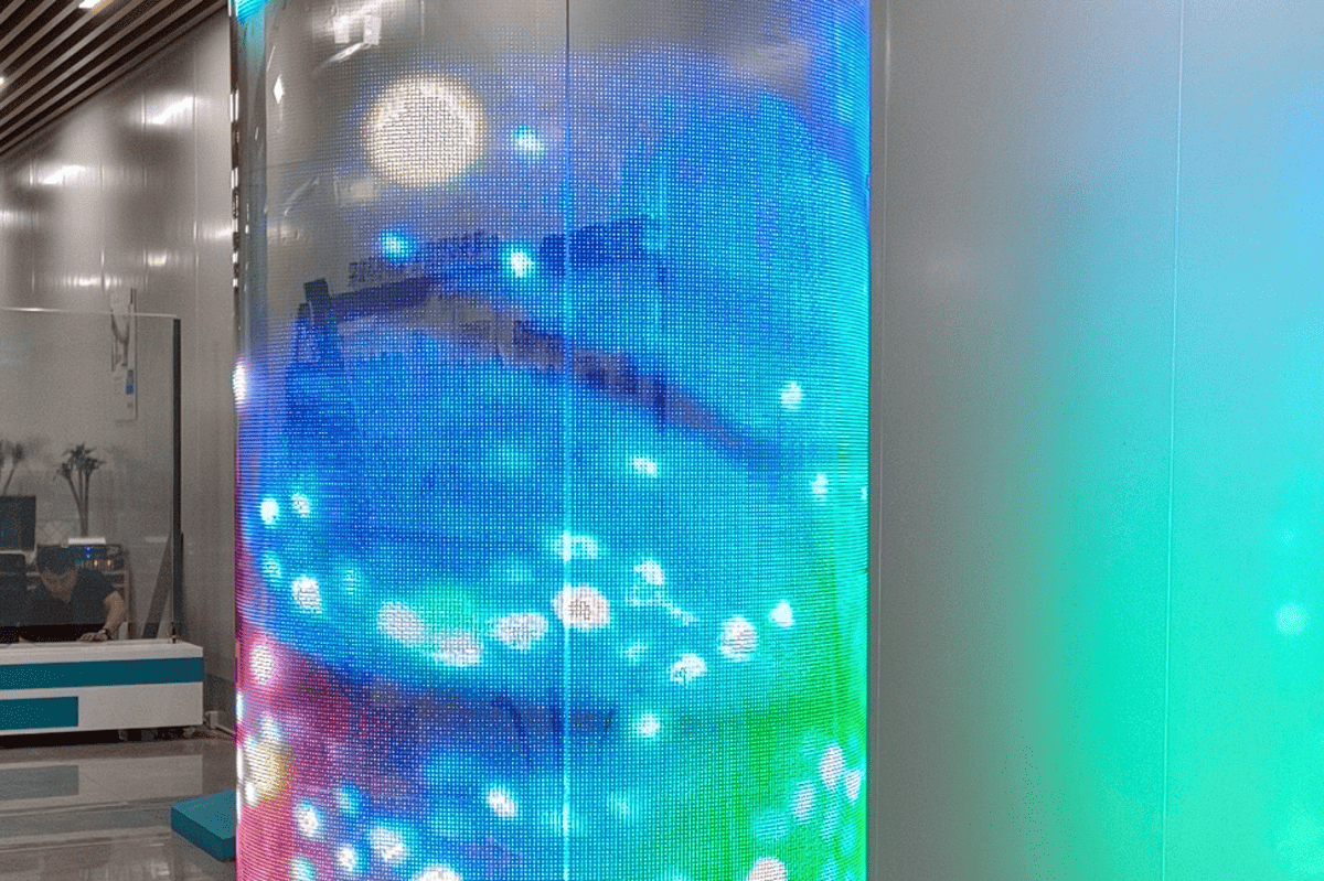 man-hinh-led-trong-suot