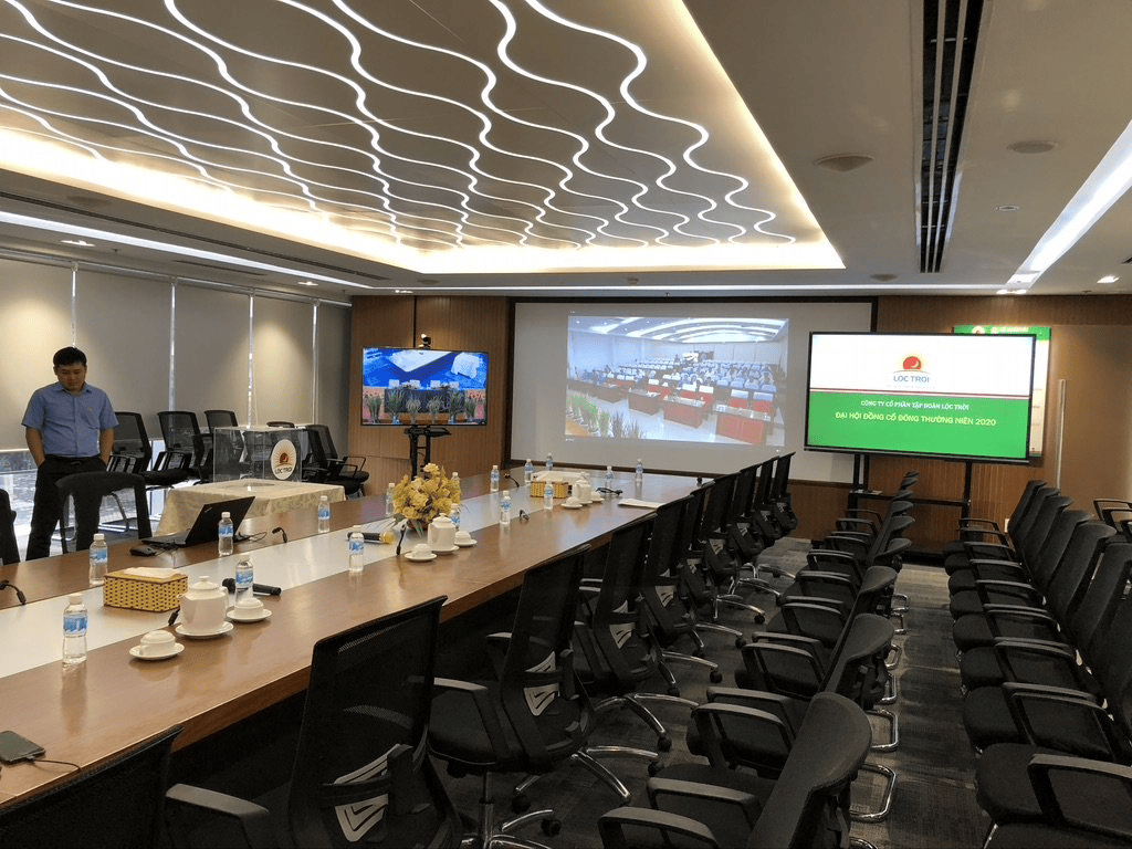 thiet-ke-phong-hop-truc-tuyen